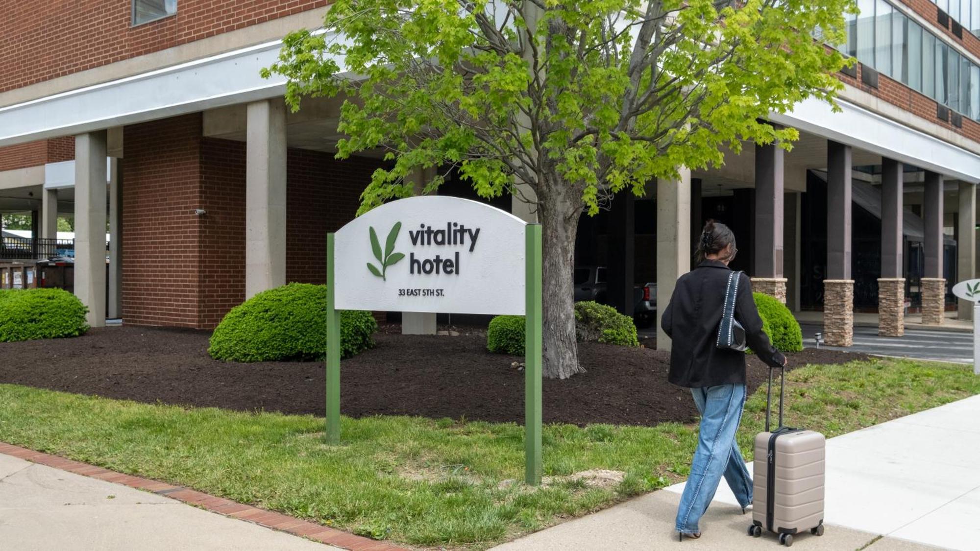 Dayton Vitality Hotel - Downtown Esterno foto